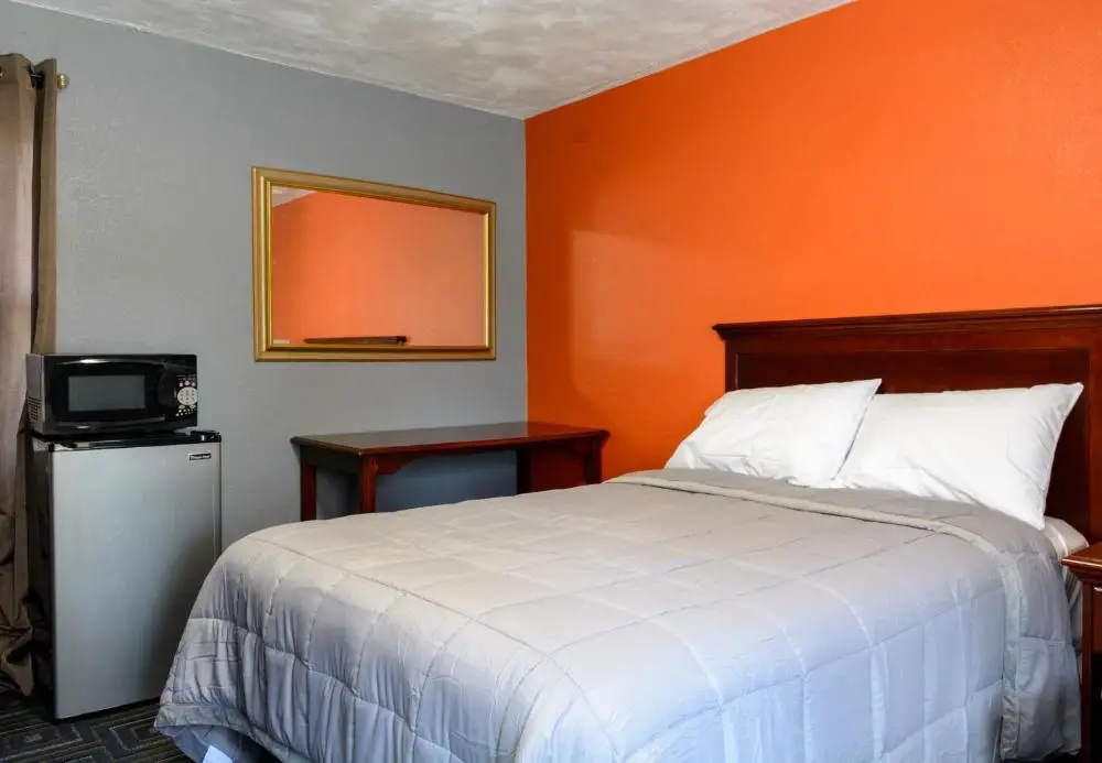 Redfox Motel 5