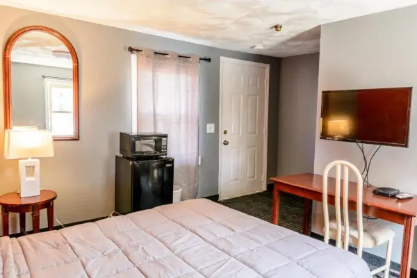 Redfox Motel 7
